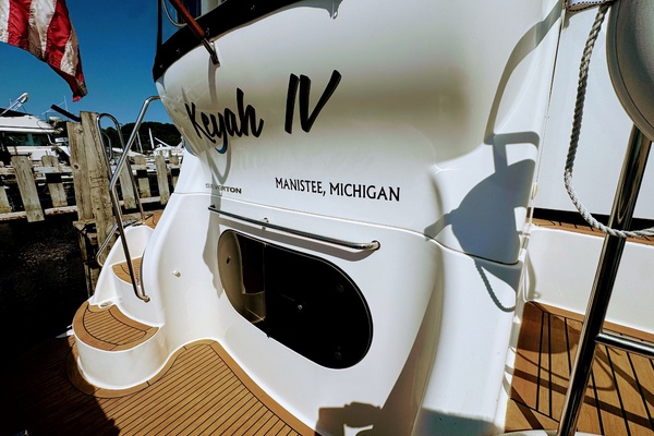 KEYAH IV 39ft Silverton Yacht For Sale