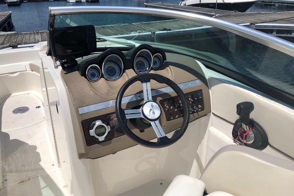 27ft Sea Ray Yacht For Sale