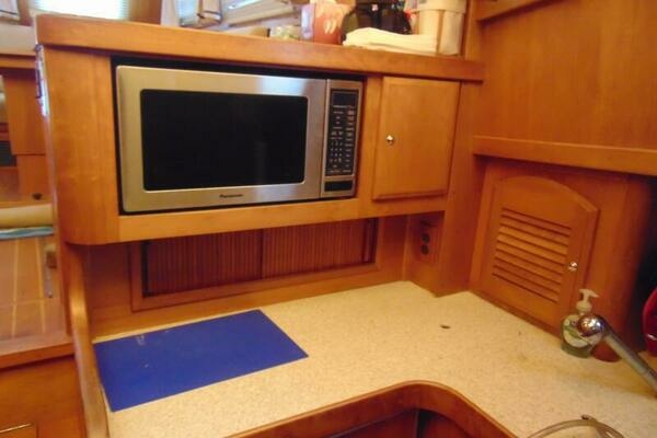 2004 Sabre 36