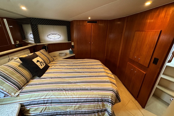 THE YOOPER 40ft Carver Yacht For Sale