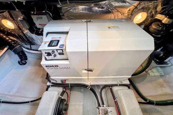 THE YOOPER 40ft Carver Yacht For Sale