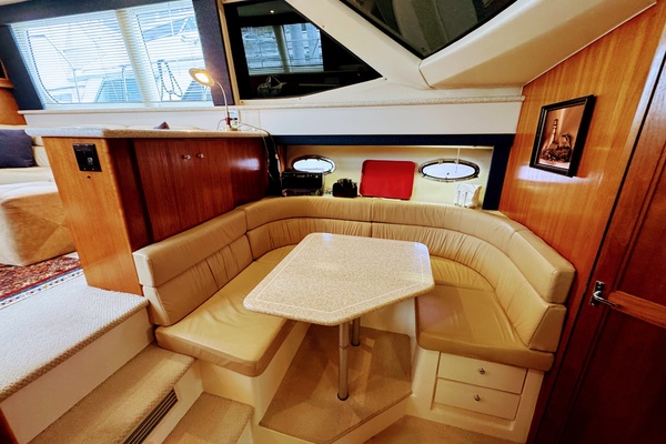THE YOOPER 40ft Carver Yacht For Sale