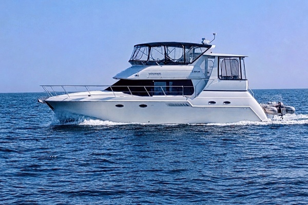 THE YOOPER 40ft Carver Yacht For Sale