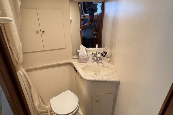 THE YOOPER 40ft Carver Yacht For Sale