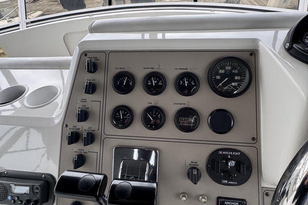 THE YOOPER 40ft Carver Yacht For Sale