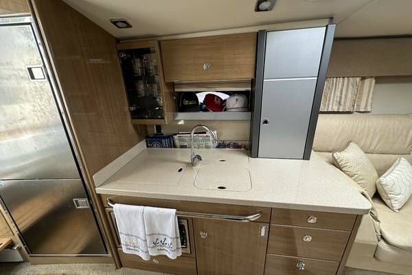 HOW DEE 40ft Formula Yacht For Sale
