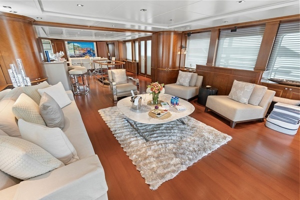 2008 Benetti 121