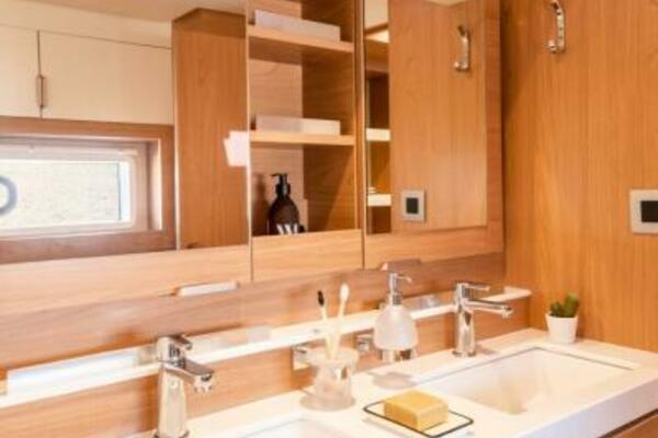 Bali 4.2 Owners Vanity