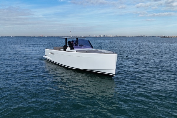 2019 Fjord 40