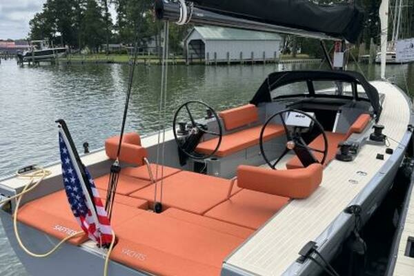 33-ft-Saffier-2027-SE 33 Life- Deltaville Virginia United States  yacht for sale