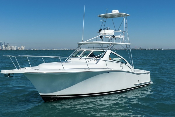 32-ft-Luhrs-2004-320 Open- Coral Gables Florida United States  yacht for sale