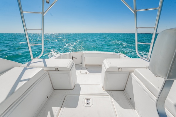 32ft Luhrs Yacht For Sale