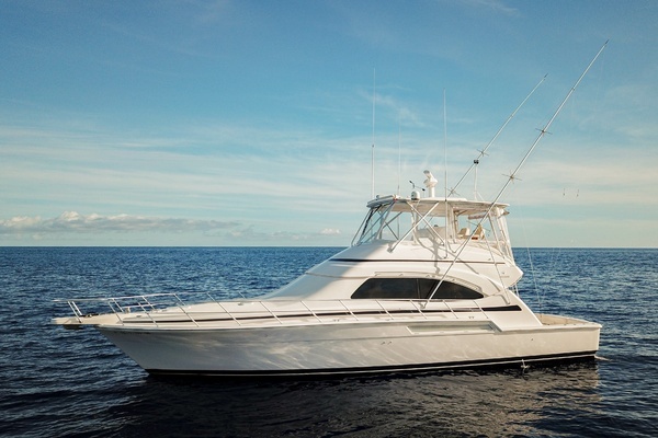 Bertram 510 Convertible Yacht For Sale