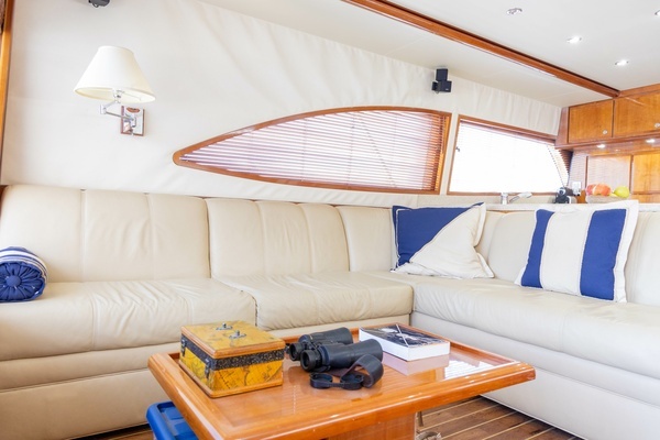 Bertram 510 Convertible Yacht For Sale