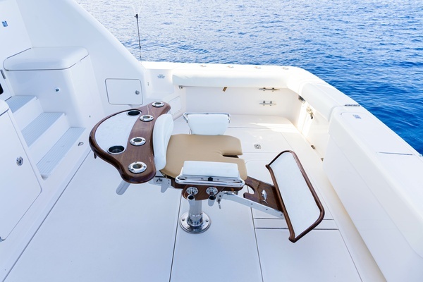 Bertram 510 Convertible Yacht For Sale
