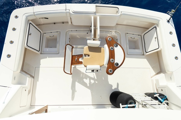 Bertram 510 Convertible Yacht For Sale