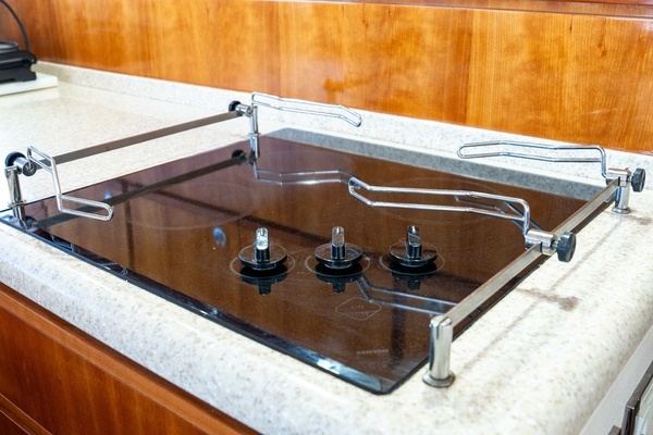Bertram 510 Convertible Yacht For Sale