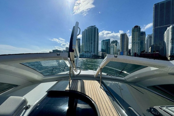 Dream Big 38ft Schaefer Yacht For Sale
