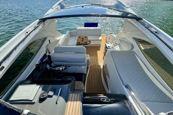 Dream Big 38ft Schaefer Yacht For Sale