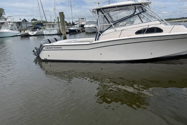 30ft Grady White Yacht For Sale