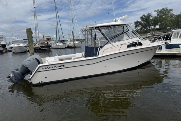 30ft Grady White Yacht For Sale