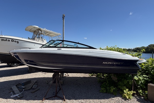 20ft Monterey Yacht For Sale
