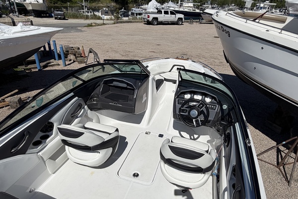 20ft Monterey Yacht For Sale
