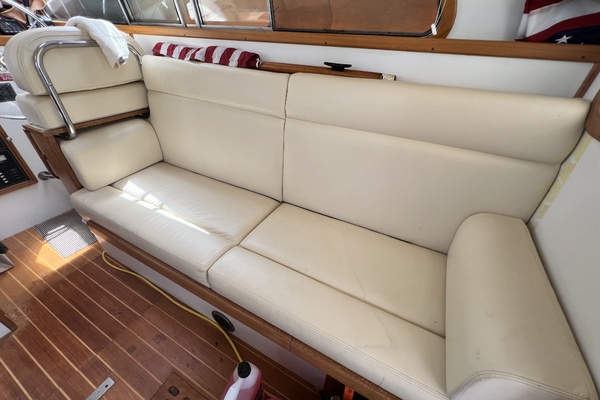 40ft Cabo Rico Yacht For Sale