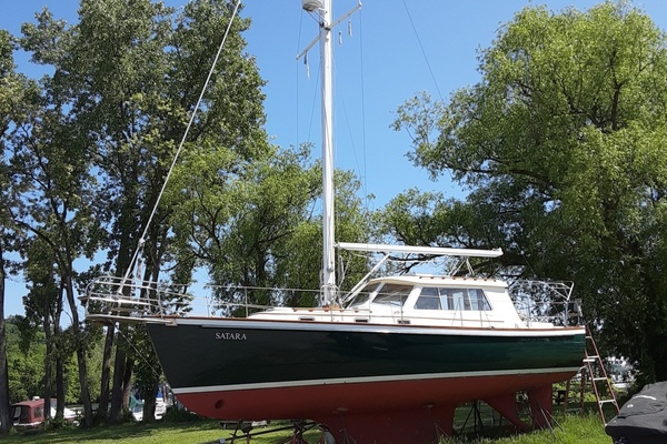 40ft Cabo Rico Yacht For Sale