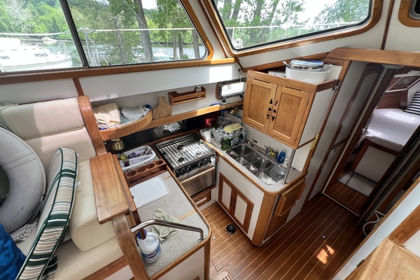 40ft Cabo Rico Yacht For Sale