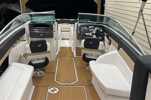 26ft Four Winns Yacht For Sale