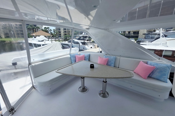 Hatteras  Yacht For Sale