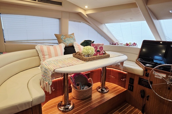 Hatteras  Yacht For Sale