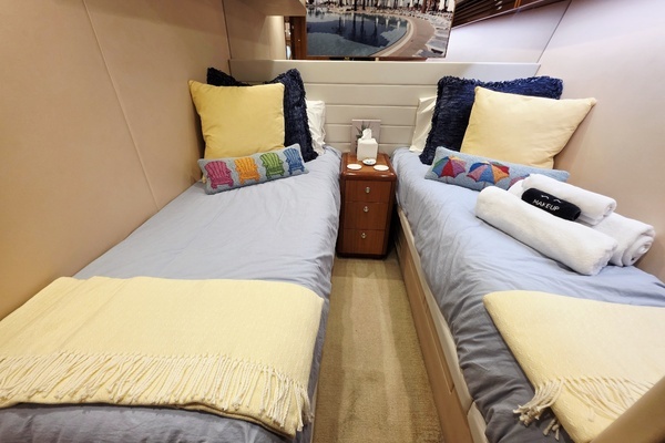 Hatteras  Yacht For Sale