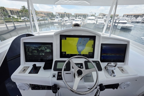 Hatteras  Yacht For Sale