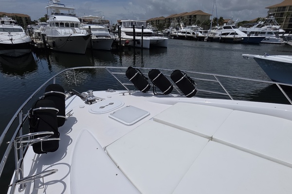 63ft Hatteras Yacht For Sale