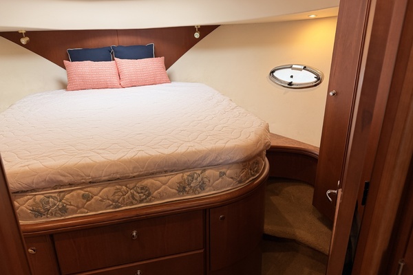 Sunny Days 38ft Silverton Yacht For Sale