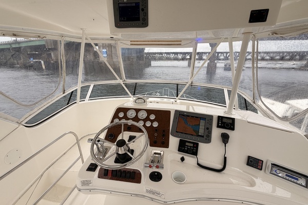2006 Silverton 38