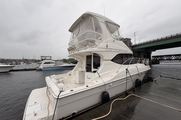 Sunny Days 38ft Silverton Yacht For Sale