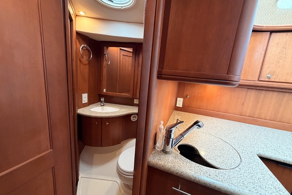 Sunny Days 38ft Silverton Yacht For Sale