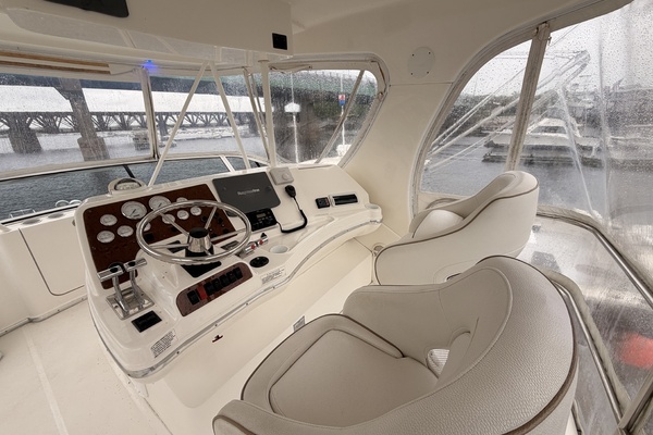 Sunny Days 38ft Silverton Yacht For Sale