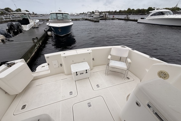 Sunny Days 38ft Silverton Yacht For Sale