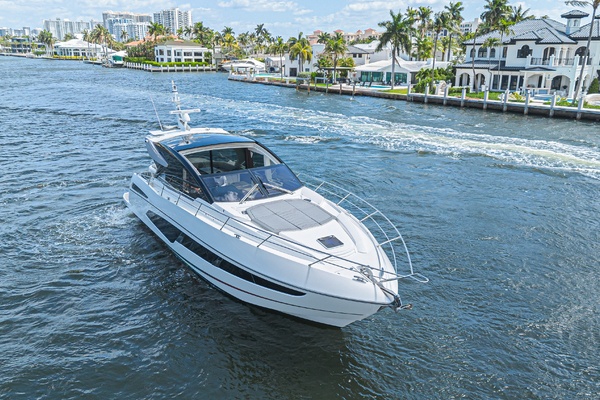 The Edge IV 60ft Sunseeker Yacht For Sale