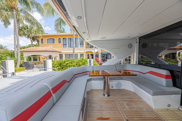 The Edge IV 60ft Sunseeker Yacht For Sale