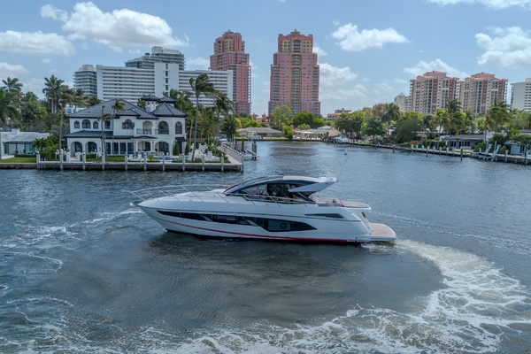 The Edge IV 60ft Sunseeker Yacht For Sale