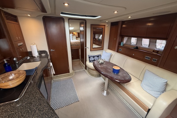 Next Dance 40ft Sea Ray Yacht For Sale