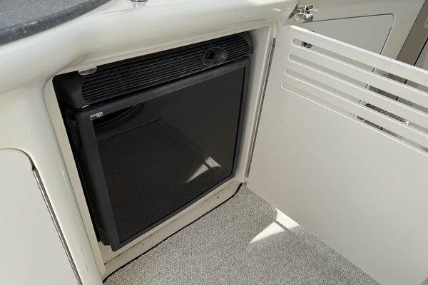 Next Dance 40ft Sea Ray Yacht For Sale