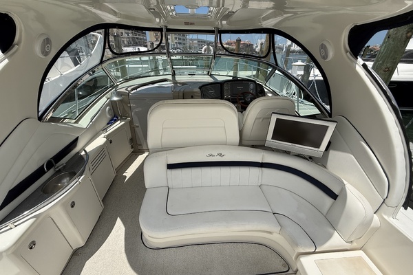 Next Dance 40ft Sea Ray Yacht For Sale