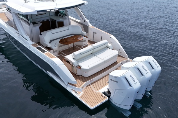 2023 Tiara Yachts 48