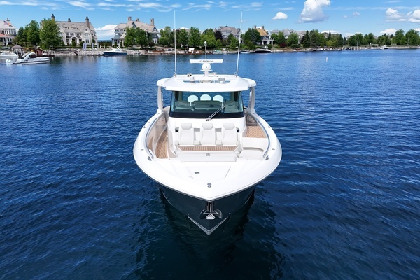 2023 Tiara Yachts 48